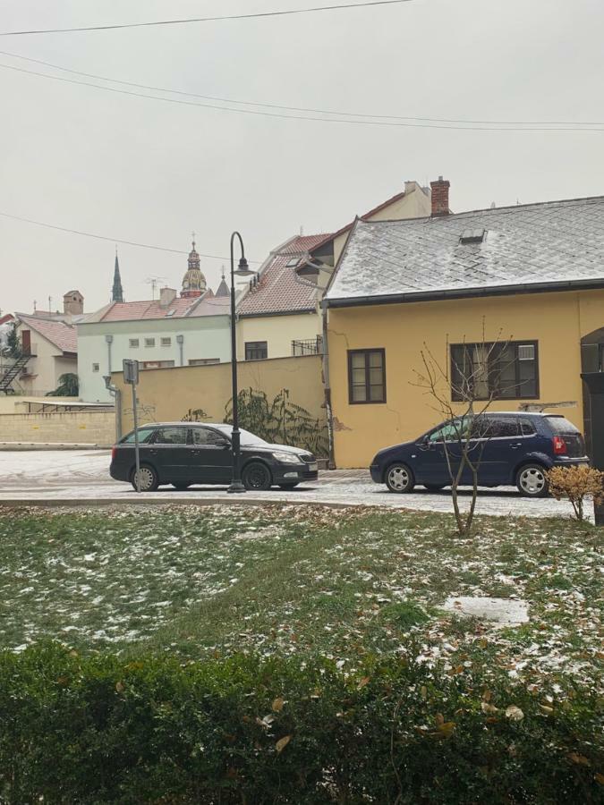 Old Town Apartment Podtatranskeho Kosice Exterior photo