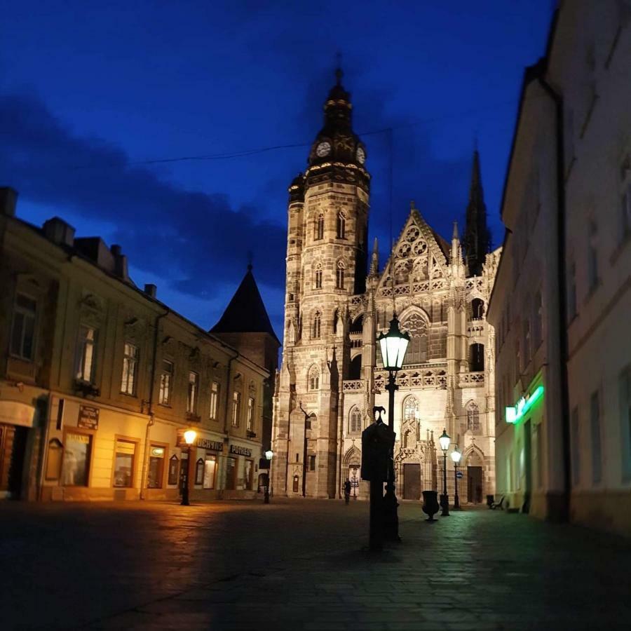 Old Town Apartment Podtatranskeho Kosice Exterior photo